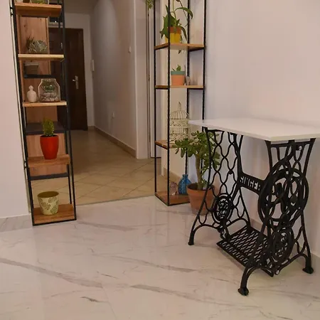 Garden - Oaza U Centru Grada Apartman *